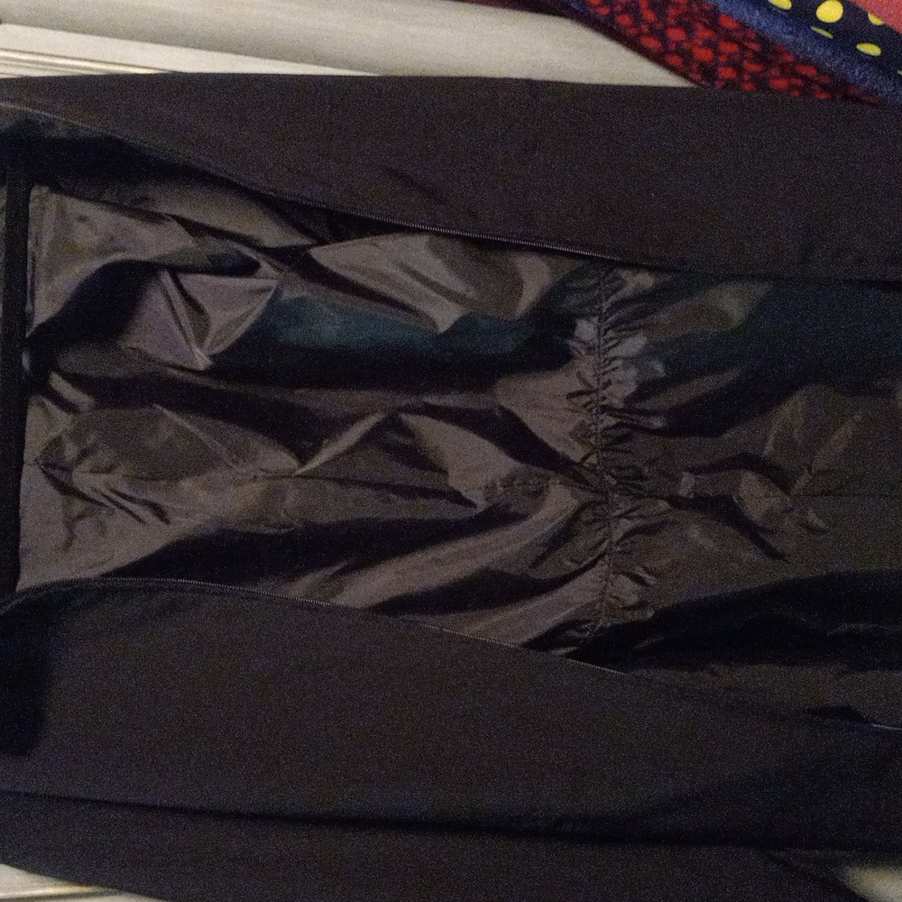 Black Medium Gallery Jacket. 100 % Polyester, Lin… - image 2